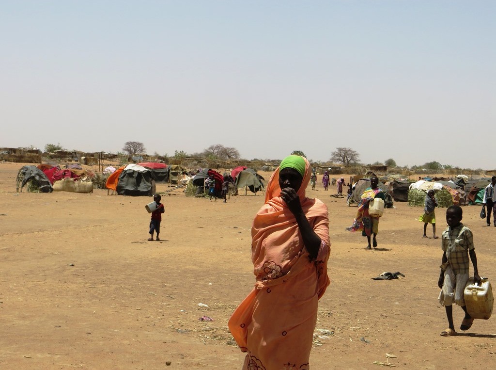 People newly uprooted from their homes in Darfur now live in makeshift shelters. Many have made long and dangerous journeys to reach camps like this where they can find, if not comfort, at least a measure of safety. Photo: Sahar Ali/Oxfam America
