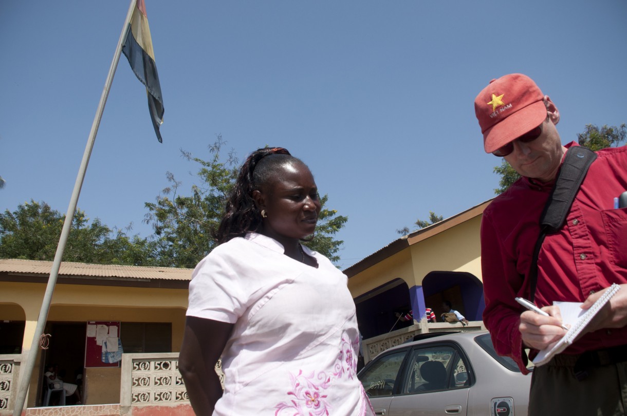 Author interviewing Joanna Manu in Prestea, Ghana, in 2011. Photo by Jeff Deutsch/Oxfam America