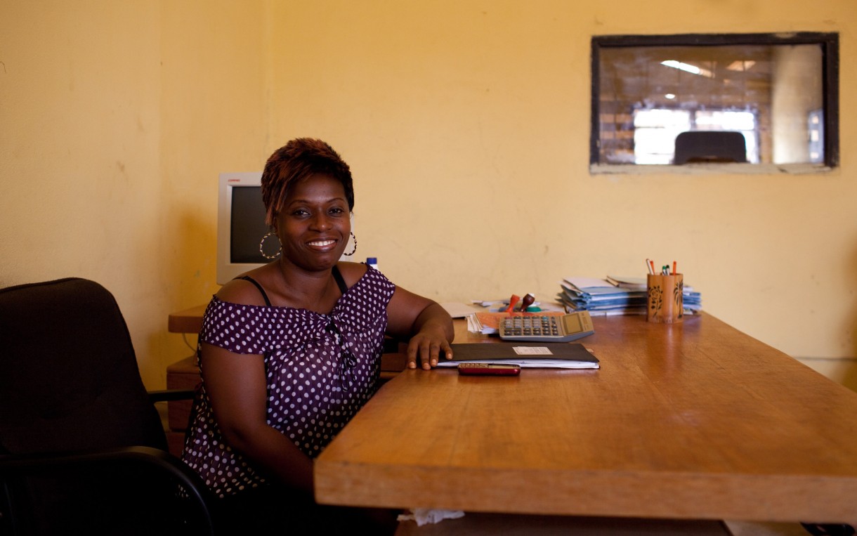 Olga Rosine Adou is the president of COOPASA, a cocoa cooperative in Agboville, Ivory Coast. She says international companies that buy cocoa from the women she represents could do more to improve their livelihoods. Photo: Peter DiCampo / Oxfam America